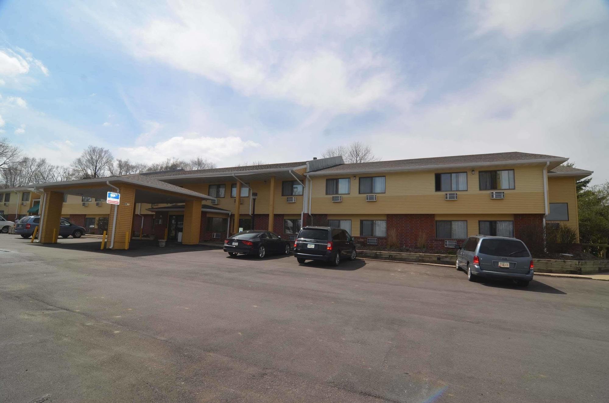 במוטל Super 8 By Wyndham Urbandale/Des Moines Area מראה חיצוני תמונה